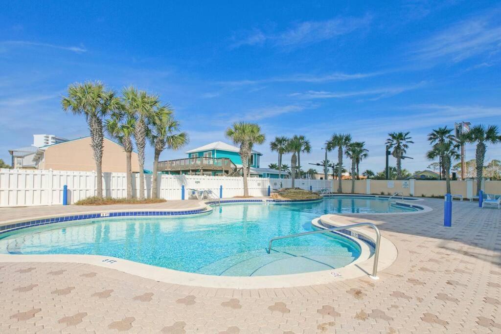 Beachfront Condo #607 At Majestic Beach Resort Panama City Beach Exterior photo